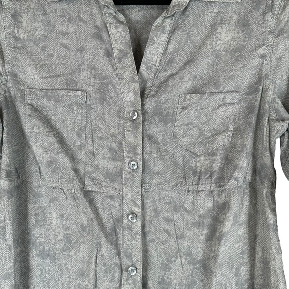 Miley Cyrus M Medium Snake Print Button Shirt Roll Tab Y2K Casual 100% Cotton - Picture 10 of 13